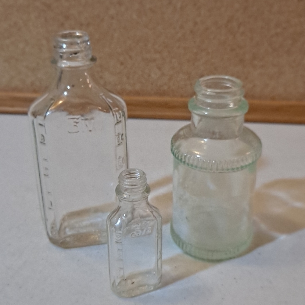 Adorable Lot of 3 old vintage glass bottles